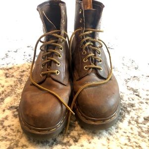 Original Dr. Marten 8 eye 1460 Crazy Horse Boots